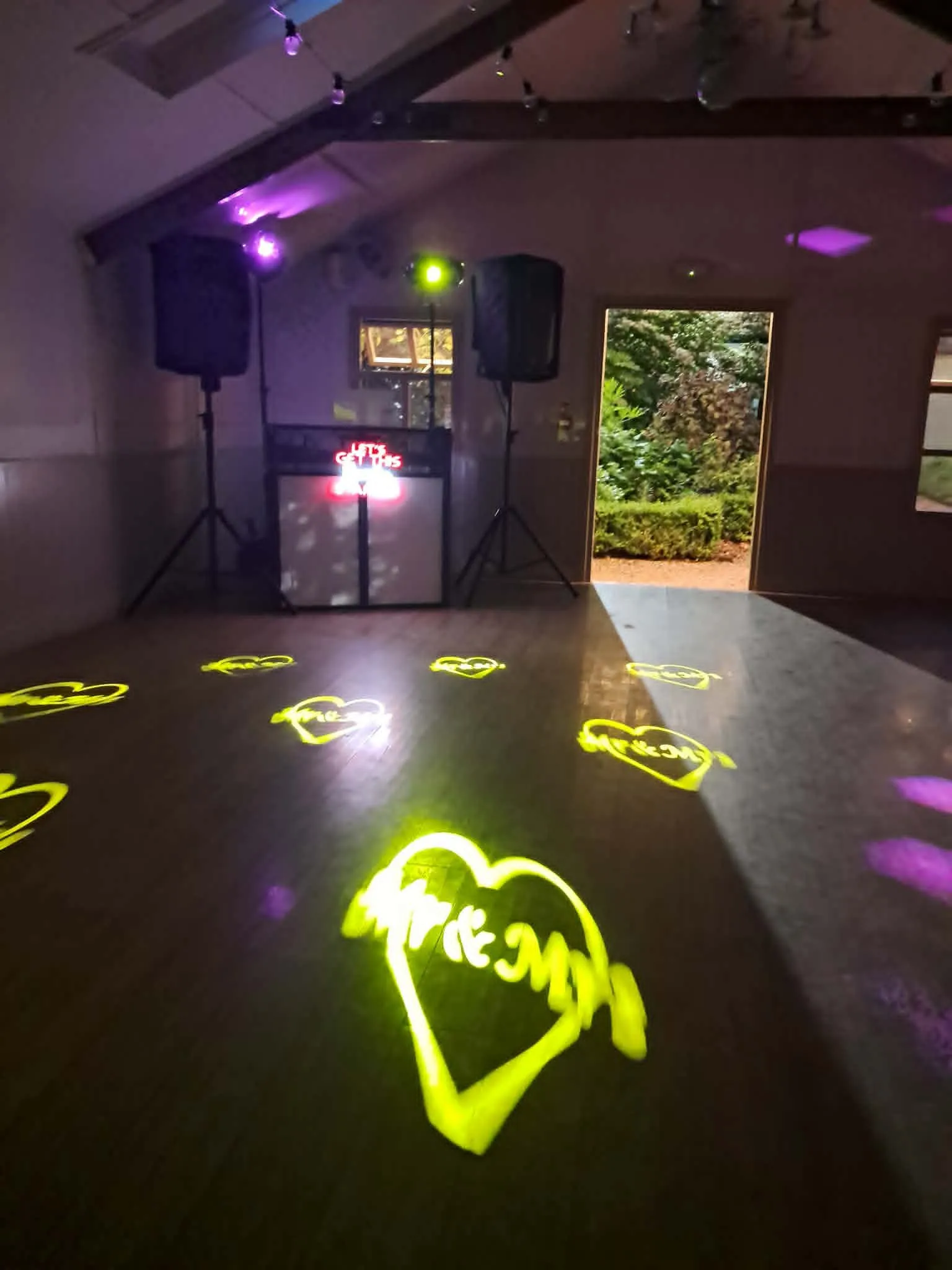 Wedding DJ & Entertainment - 4b709f1c 090d 46e5 9551 59c490376501